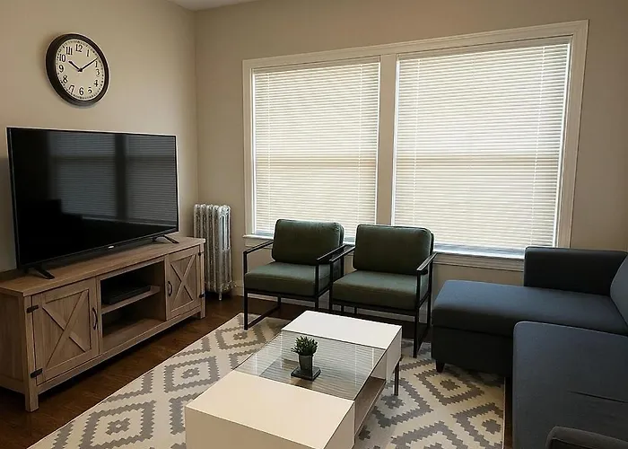 Spacious 1br With Washer Dryer Near Cta Apartamento *